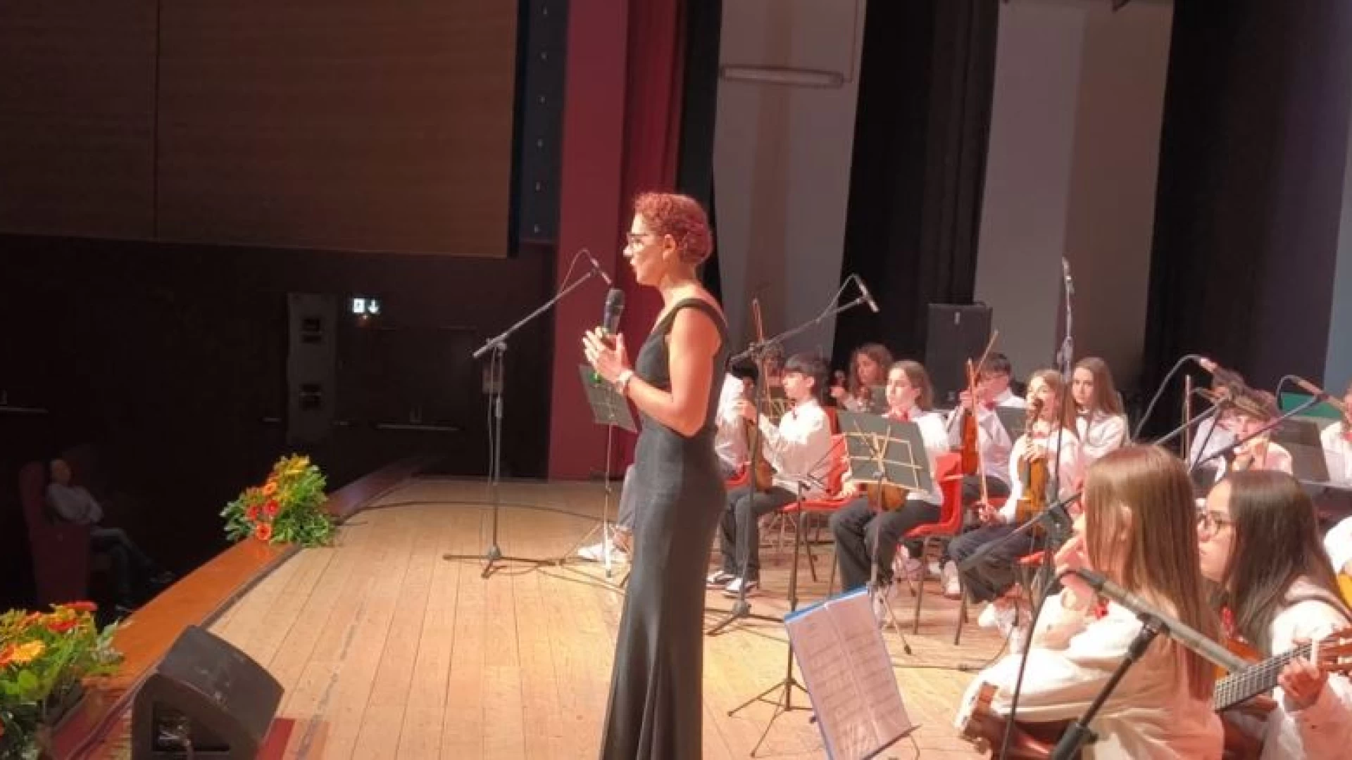 L'Istituto Comprensivo di Colli a Volturno chiude l'anno scolastico con lo spettacolo musicale "Mainarde in Musica"- GUARDA IL SERVIZIO